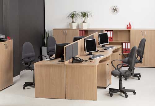 Different types of office desks