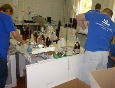 Packing laboratory stuff